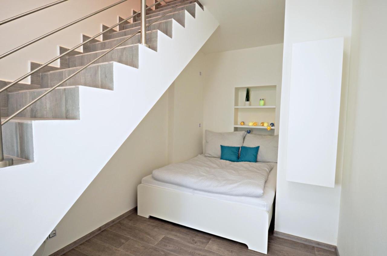 Apartmany Jizdarenska Karlsbad Buitenkant foto